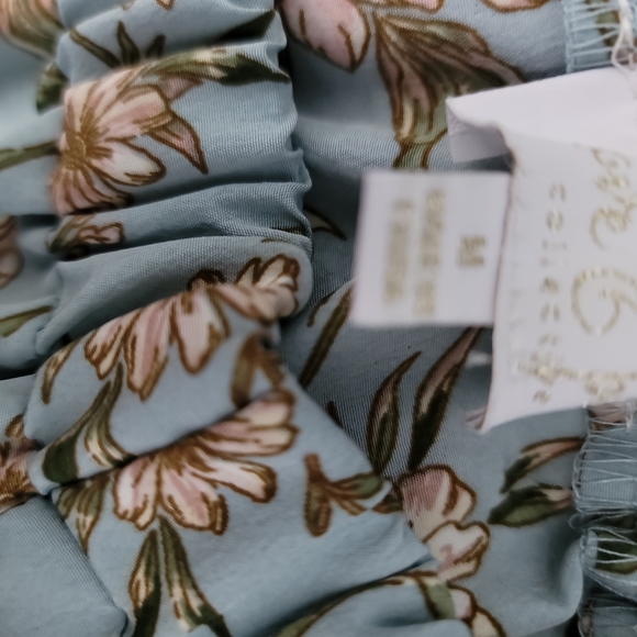 Love & Piece,Disty Floral  One Tiered  Skirt - Picture 7 of 7